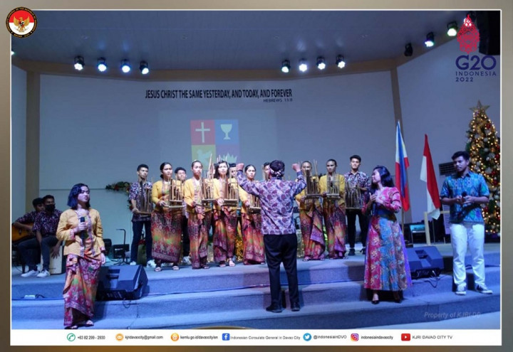 Angklung Indonesia Tampil di Foursquare Gospel Church Davao City
