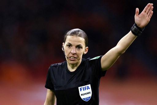 Profil Stephanie Frappart, Wasit Perempuan Pertama di Piala Dunia, Pimpin Laga Kosta Rika Vs Jerman