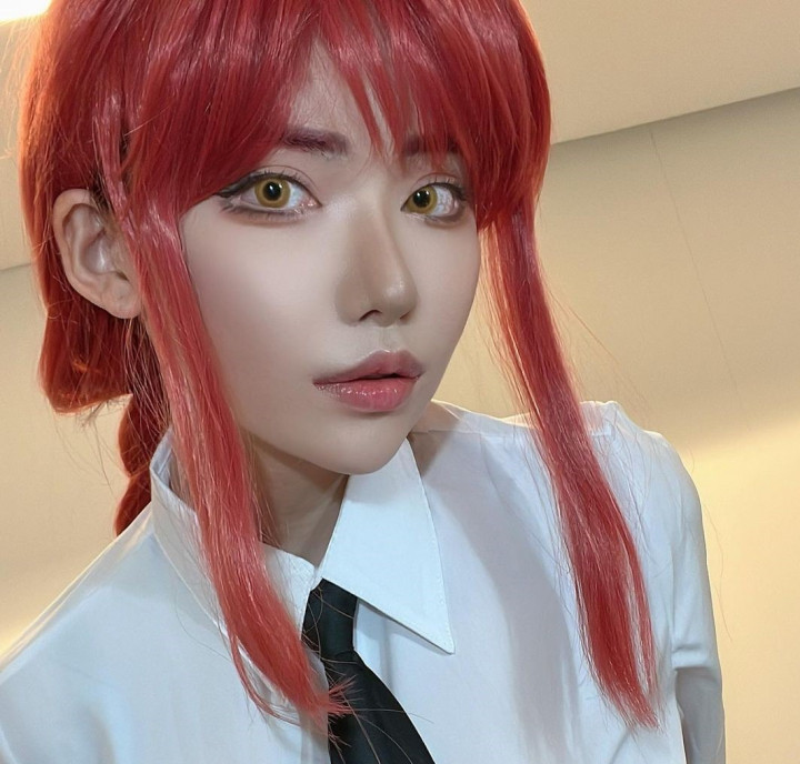 Bintang Film Dewasa Eimi Fukada Cosplay Jadi Makima, Netizen: <i>Woof, Woof</i>