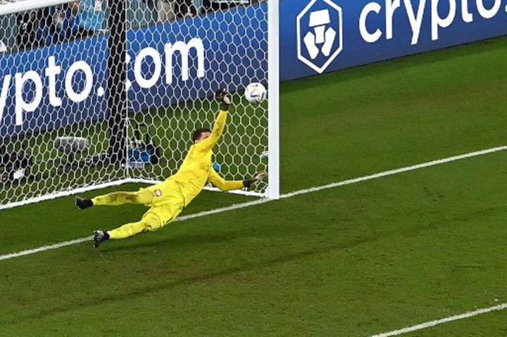 Tepis Penalti Messi, Szczesny Justru Kalah Taruhan, Kenapa?