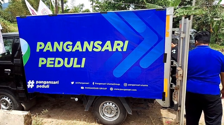 Pangan Sari Bagikan Makanan Siap Saji untuk Korban Gempa Cianjur