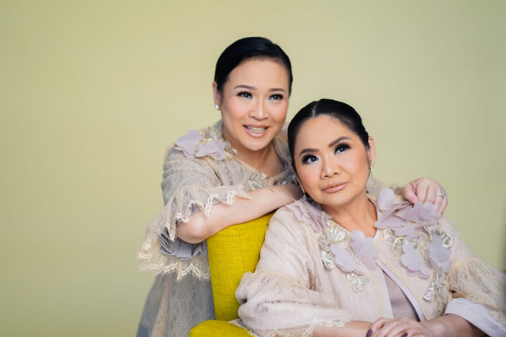 Desember Ceria, Vina Panduwinata Rilis Lagu 'Kamu untuk Aku'