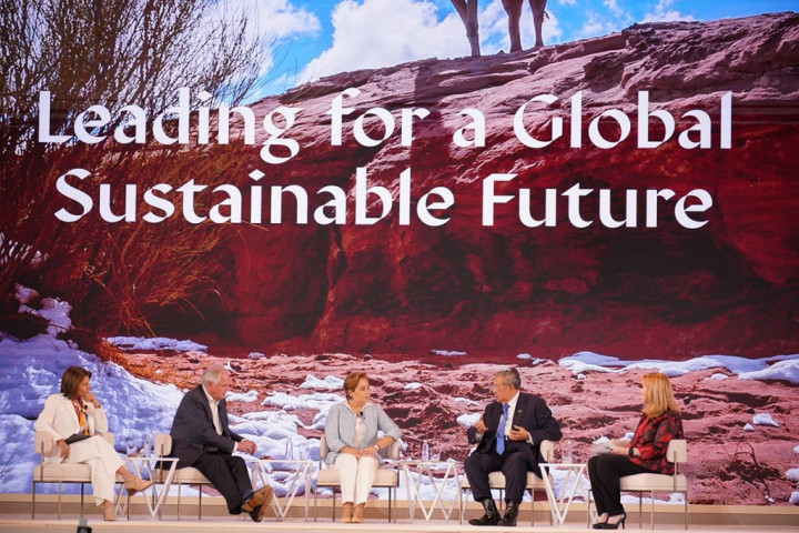 <i>Negara Maju dan Negara Berkembang Jangan Saling Menyalahkan!</i>