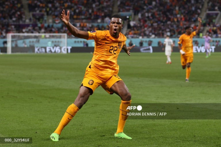 Pulangkan AS, Belanda ke Perempat Final