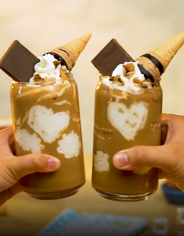 Ada cerita unik dan menarik dari cone es krim. Apalagi jika kamu padukan dengan kopi, dijamin nikmat! (Foto: Dok. Endeus TV)