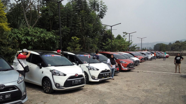 Cara Komunitas Tosca Mengurangi Emisi Karbon