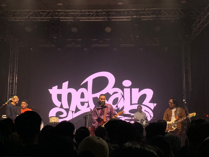 The Rain Eksplorasi Hal Baru di Album Mereka Bilang Kita Terjebak Bersama