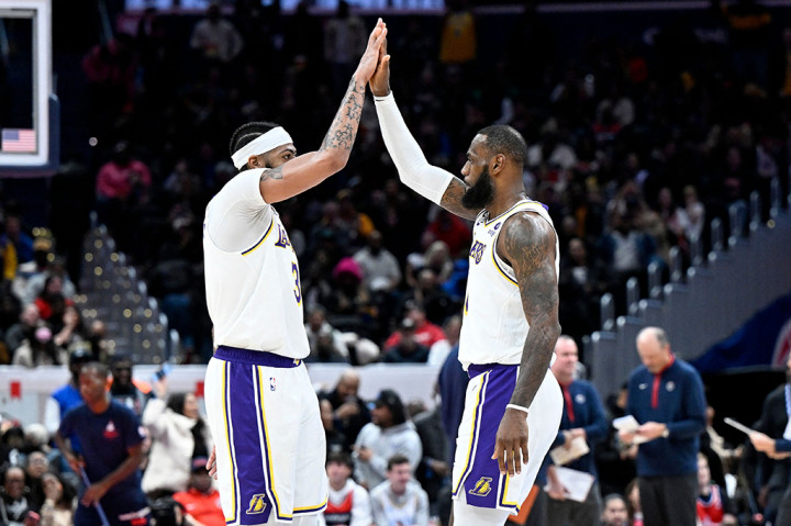 NBA: Lakers Hempaskan Wizards, Anthony Davis Cetak 55 Poin