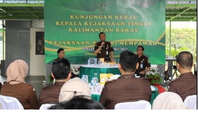 Kejati Kalbar Minta Pelayanan Hukum kepada Masyarakat Humanis