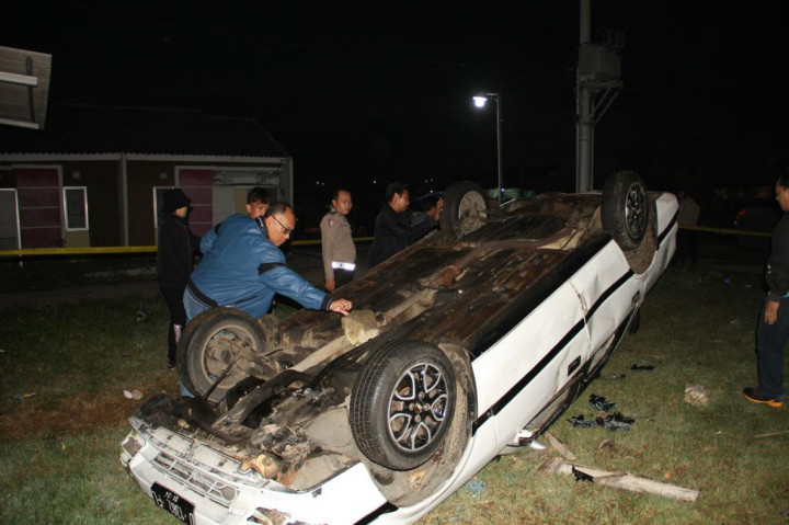 Gegara Miras Tawuran Pecah di Dangdutan Pernikahan, 4 Warga Terluka