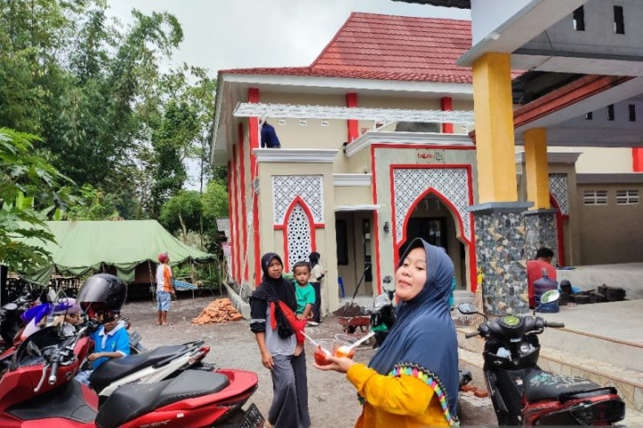 Erupsi Berulang, Pengungsi Gunung Semeru Minta Dibuatkan Hunian Tetap