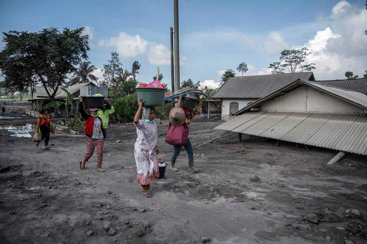 699 Orang Mengungsi Imbas Erupsi Semeru