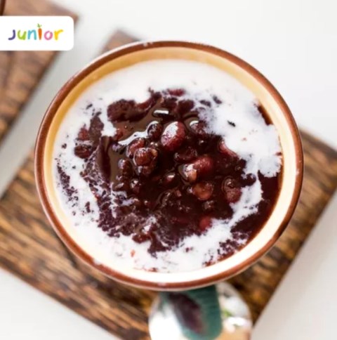 Resep MPASI yang satu ini dari kacang merah. Sontek yuk cara buatnya. (Foto: Dok. Endeus TV)