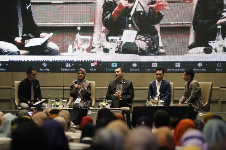 Cerita Orang Tua Tunggal yang Hidup Mandiri dari Ilmu Perpustakaan