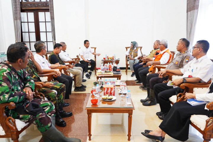 Bupati Lumajang Sebut Warganya Siap Antisipasi Erupsi Semeru