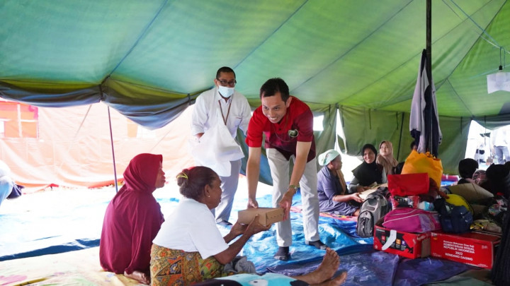 Sebagian Pengungsi Erupsi Semeru Masih Bertahan di Posko Darurat