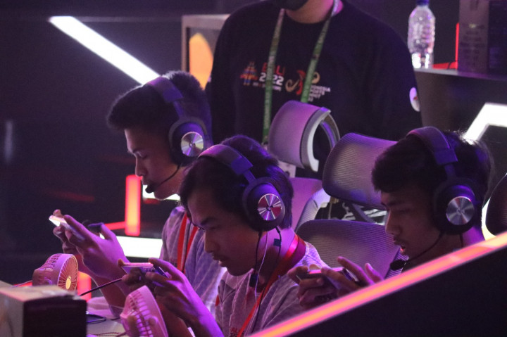 Giliran Timnas eFootball dan PUBGM Indonesia Beraksi