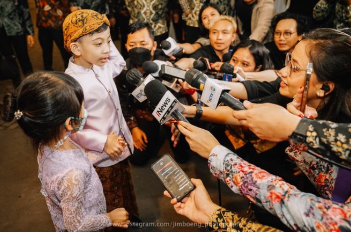 Jan Ethes Jadi <i>Trending Topic</i>, Netizen: Jubir Pernikahan Kaesang