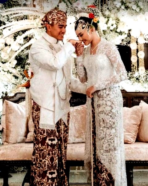 Ini cincin kawin Kaesang dengan Erina. (Foto: Dok. Story Instagram Mondial/@mondial)
