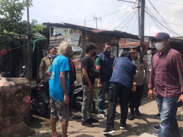 Densus 88 Geledah Kamar Indekos di Kawasan Batununggal Kota Bandung