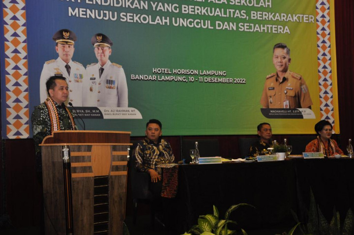 Kepala Sekolah di Way Kanan Diajak Terus Meningkatkan Kompetensi