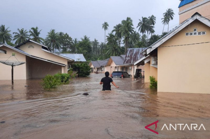 Bupati Natuna: Korban Terdampak Banjir Capai 1.000 Jiwa