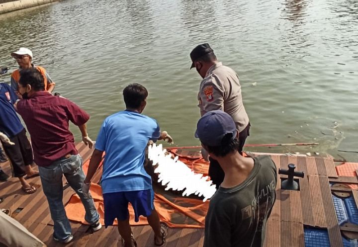 Mayat Perempuan yang Dibuang di Sungai Cisadane Dipenuhi Luka