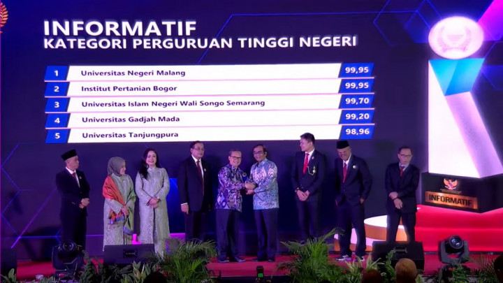 IPB Raih Skor Tertinggi di Penghargaan Badan Publik Informatif Kategori PTN