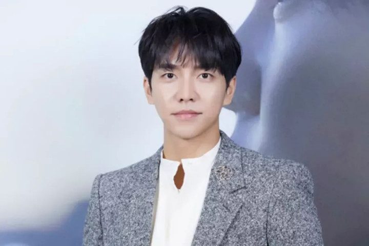 Lee Seung Gi Dapat Pekerjaan Baru Setelah Ribut dengan Hook Entertainment