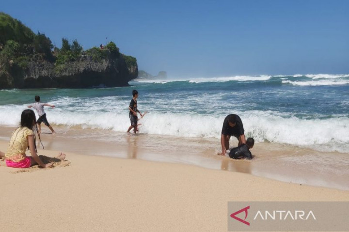 Dispar Gunungkidul Target 148.305 Wisatawan saat Libur Natal