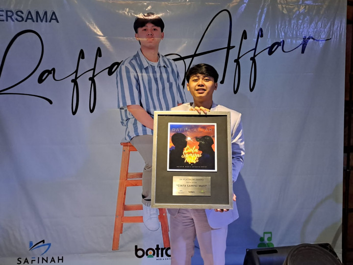 Tangis Haru Raffa Affar Melihat Kesuksesan Lagu 