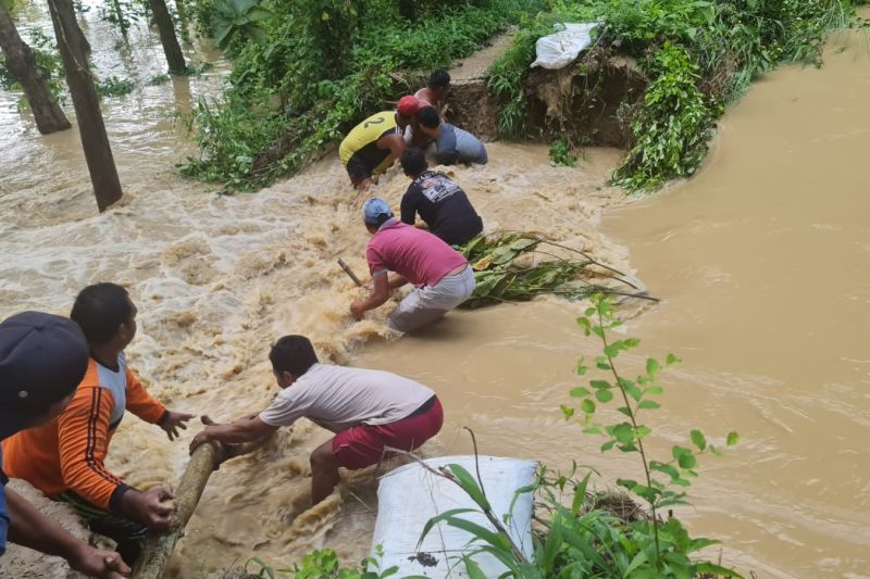 Permukiman Warga Terendam Akibat Tanggul Sungai Kaliombo Pati Jebol