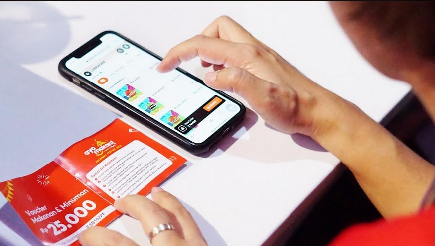 Kamu bisa memesan makanan atau minuman hanya dengan mengunjungi website ayomakan. (Foto: ESB)