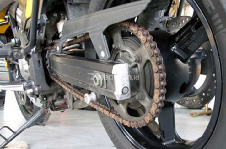 Musim Hujan, Kok Rantai Motor Kering?