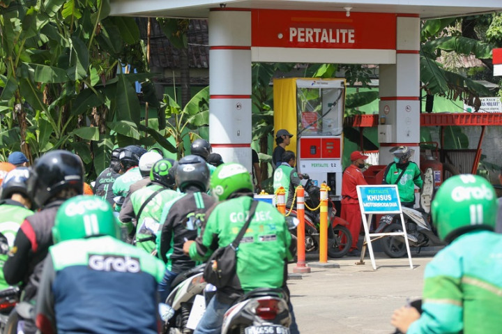 Ojol di Jakarta Barat Dapat Bantuan BBM Murah Rp2.000/Liter