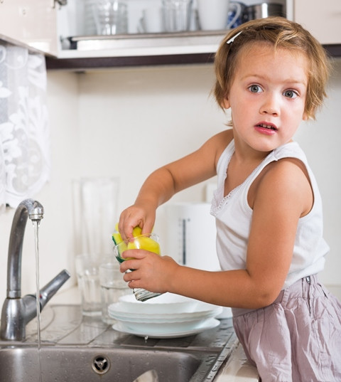 Moms Harus Tau! Ini Penjelasan Mengenai OCD pada Anak