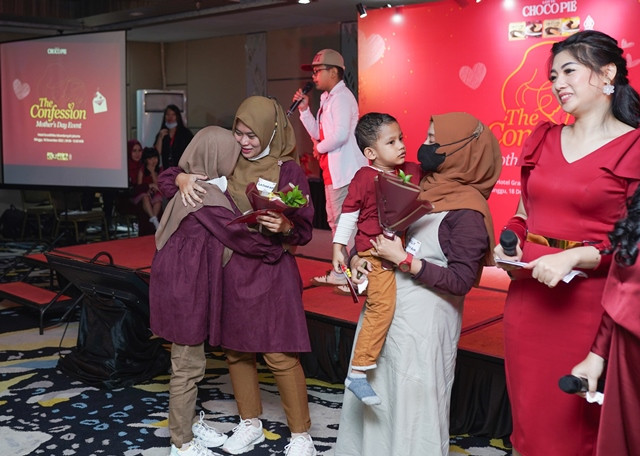The Confession: Bagaimana Ibu Bisa Menerima Diri Tidak Sempurna