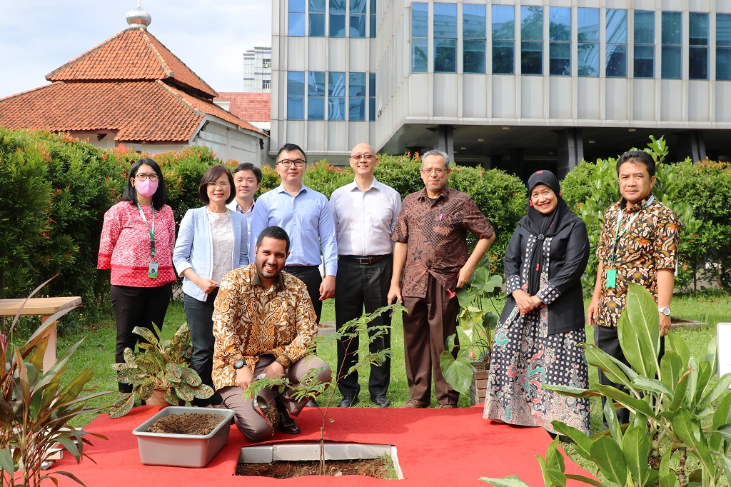Kunjungan kerja MoHH Singapura sekaligus melihat fasilitas dari Binawan Training Center dan Universitas Binawan. (Foto: Dok. Ist)