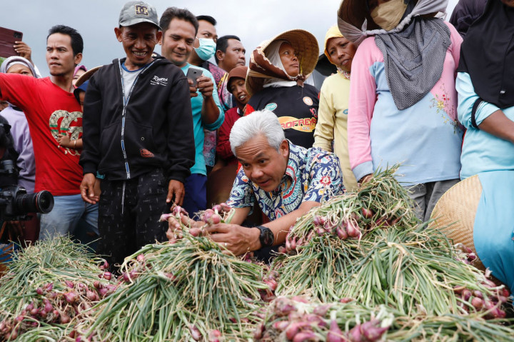 Ganjar Dorong Penyaluran Pupuk Subsidi Tepat Sasaran ke Petani Membutuhkan
