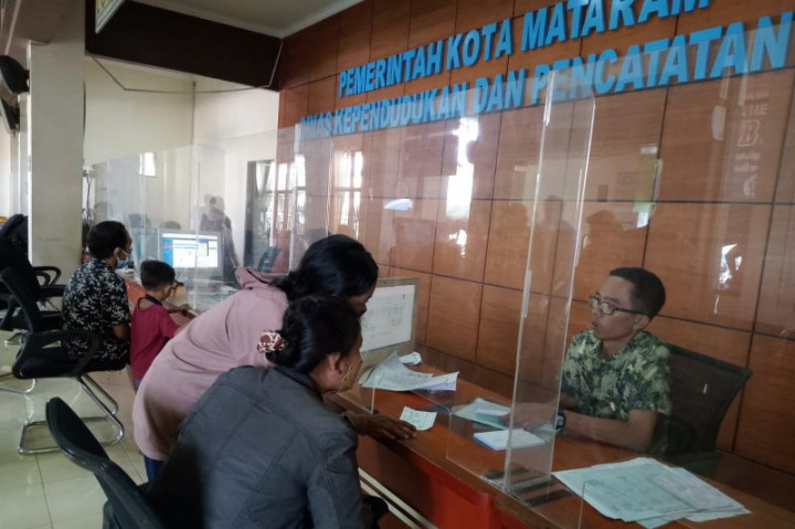 Blangko KTP-el di Kota Mataram Kosong