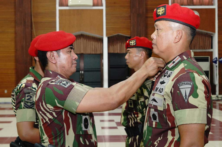 Serah Terima Jabatan Wadanjen Kopassus dan Perwira di Lingkungan Kopassus