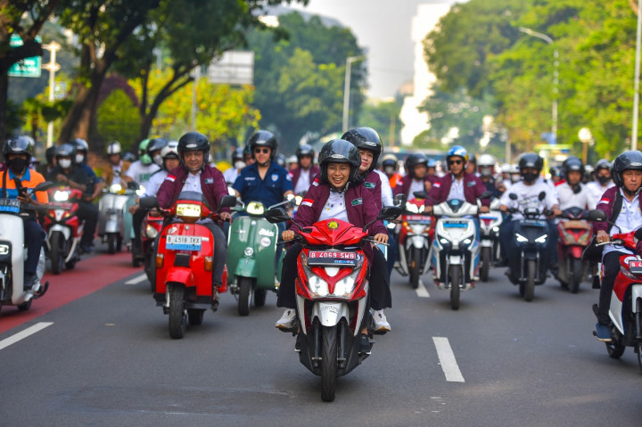 Insentif Rp80 Juta Tepat untuk Motor Listrik Ketimbang Mobil
