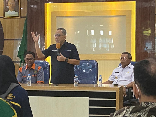 Zulhas: Muhammadiyah Konsisten di Jalan Tengah