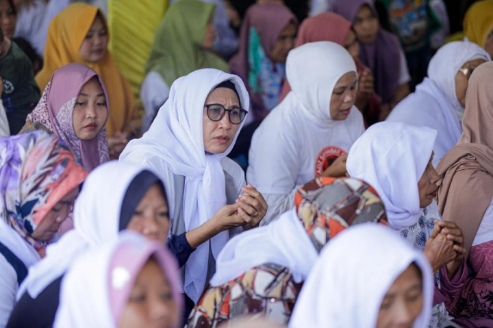 Gelar Doa Bersama di Asahan, Relawan Usbat Beri Santunan ke Duafa