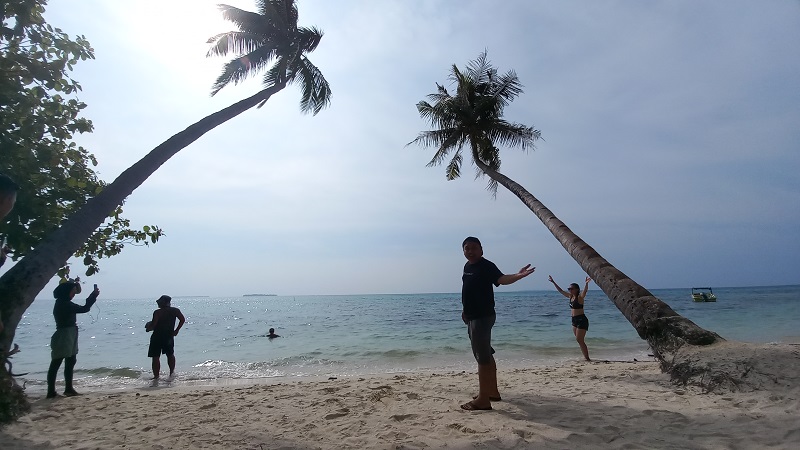 Libur Akhir Tahun, Wisata ke Karimunjawa Lesu