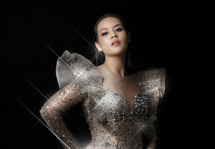 Raisa Rilis Video Musik di Hari Ibu, Arti Lagunya Mengharukan!