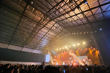 Nadin Amizah Tutup Konser Selamat Ulang Tahun dengan 