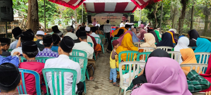 Haul ke-13 Gus Dur, Santri Turut Doakan Ganjar Jadi Presiden