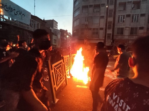 Iran Tahan Tujuh Orang karena Protes Antipemerintah dan Diduga Terkait Inggris