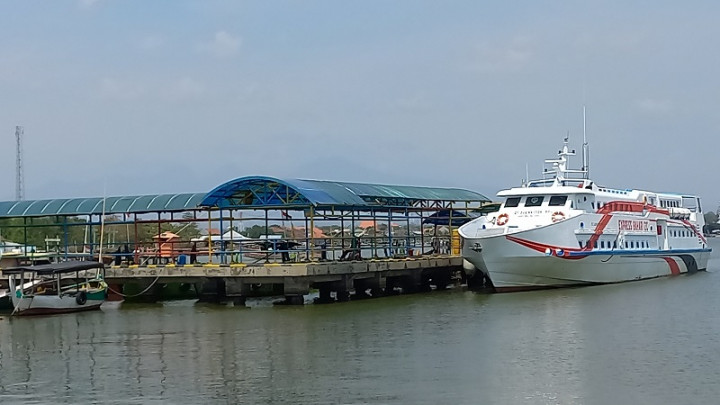 Gelombang Tinggi, Pelayanan Kesehatan di Kepulauan Karimunjawa Dipastikan Aman